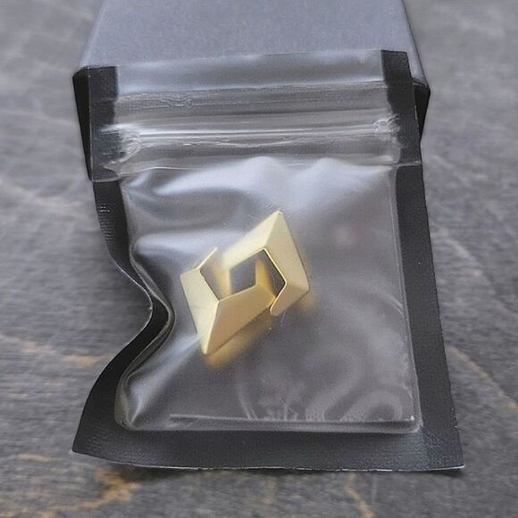 NIB Ask & Embla Valar Saddle Hangers in Gold .5" - Picture 5 of 11